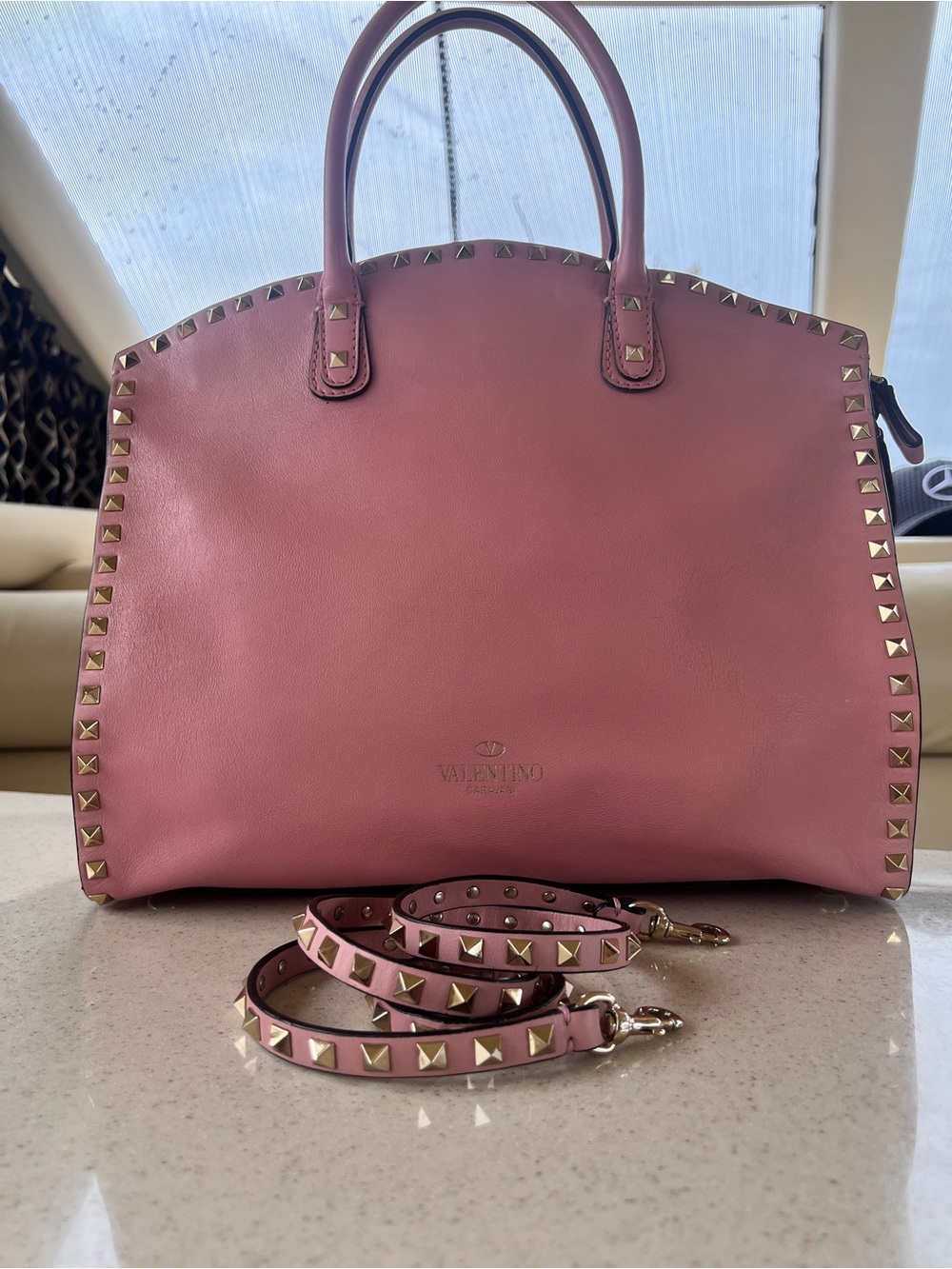 Valentino Pink Leather Rockstud EXECUTIVE DOMETOTE with Shoulder Strap BABY PINK